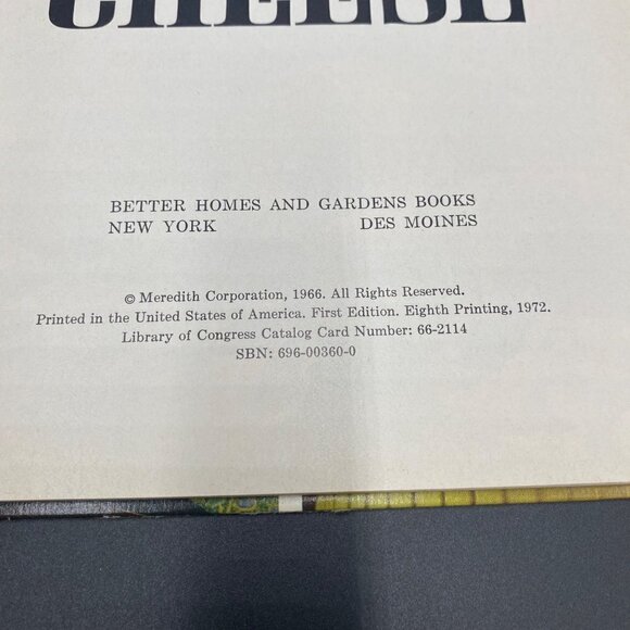 Vintage Better Homes & Gardens Cooking with Cheese Cookbook - Picture 2 of 3